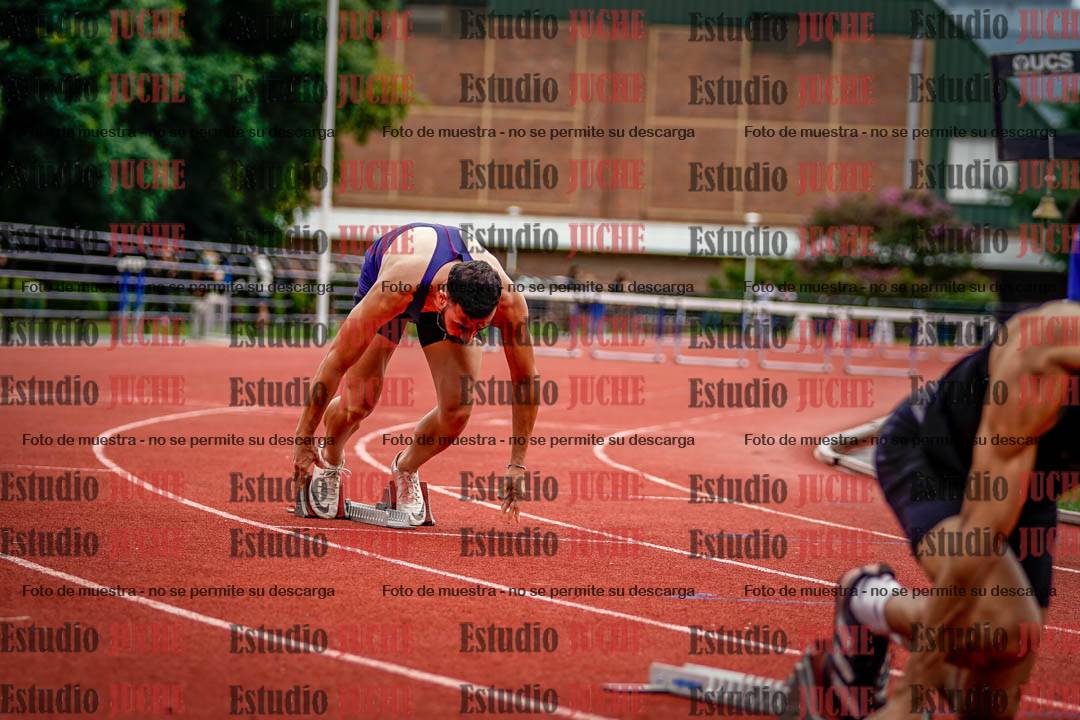Fotos de los 400 m con vallas de varones