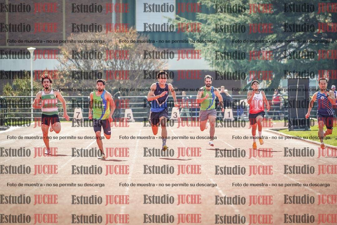 Fotos de los 200 m llanos de varones
