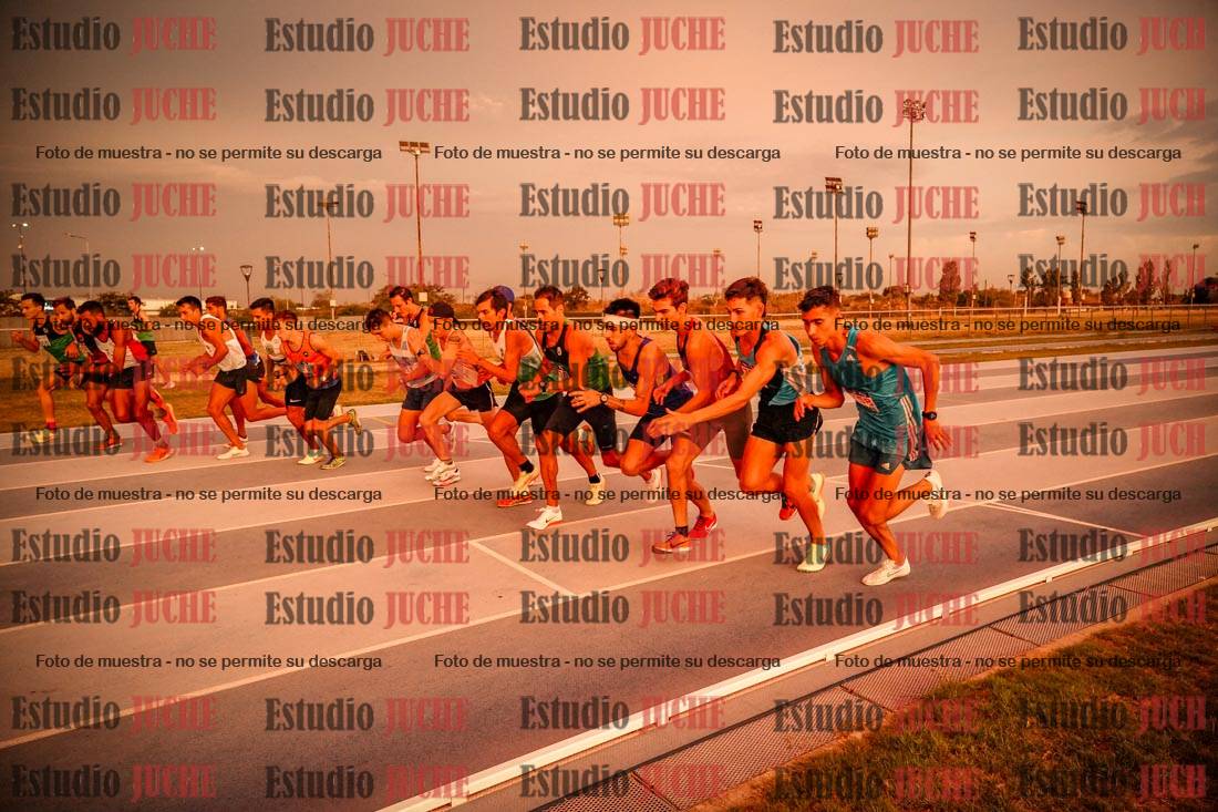 Fotos de los 3000 m llanos de varones