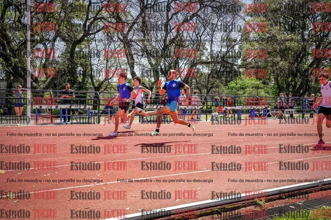 Fotos de los 100 m llanos de varones