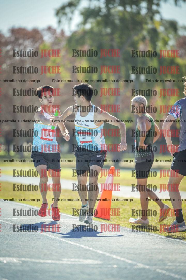 Fotos durante los relevos
