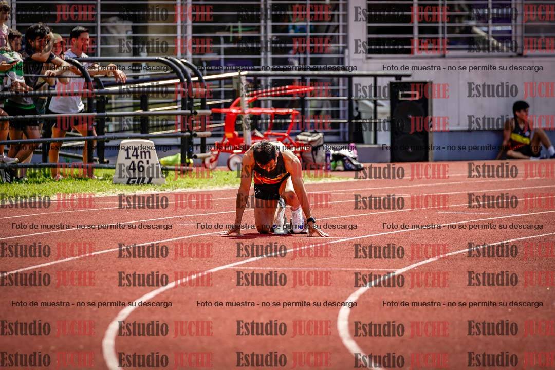 Fotos de los 400 m llanos de varones