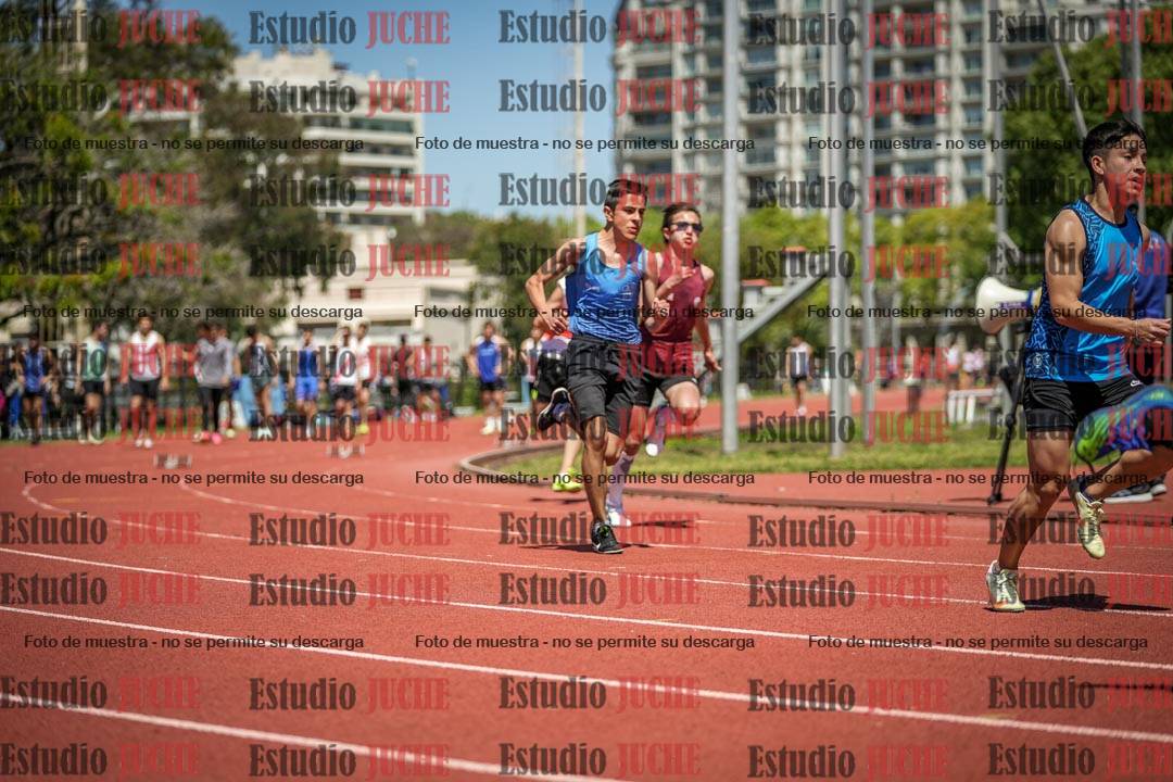 Fotos de los 200 m llanos de varones