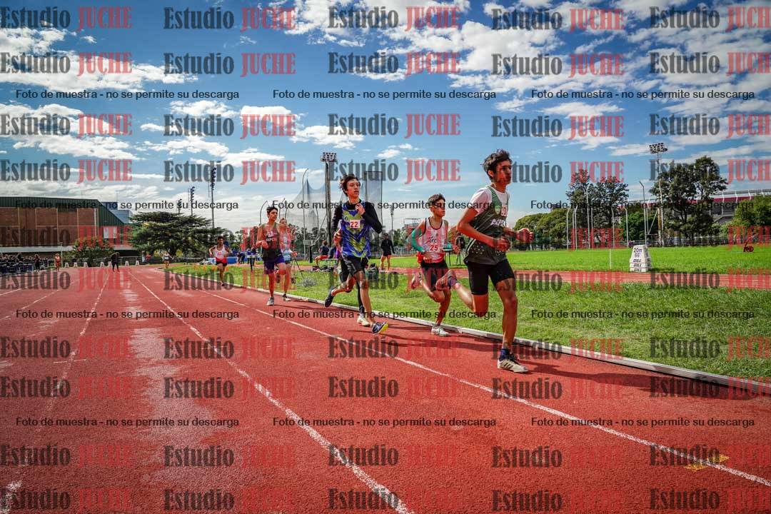 Fotos de los 600 m llanos de varones
