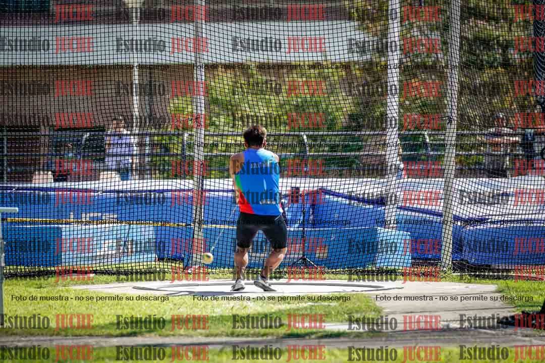 Fotos del lanzamiento de martillo de varones