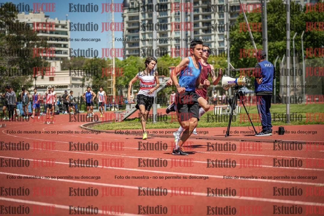 Fotos de los 200 m llanos de varones