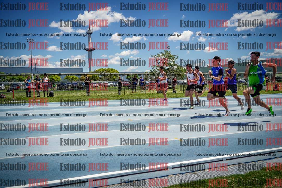 Fotos de los 100 m llanos de varones