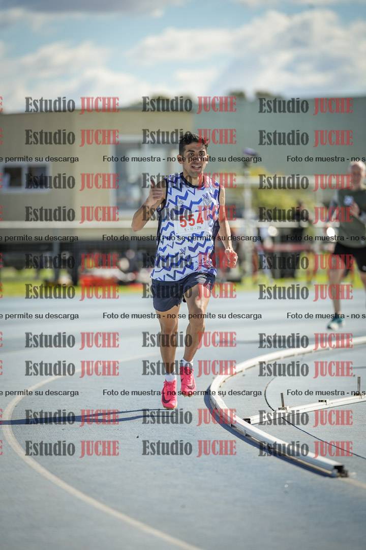 Fotos de los 800 m llanos de varones