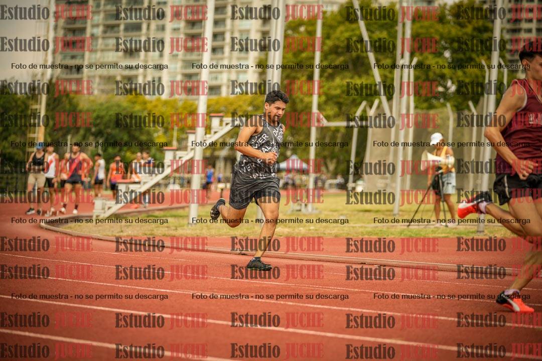 Fotos de los 200 m llanos de varones