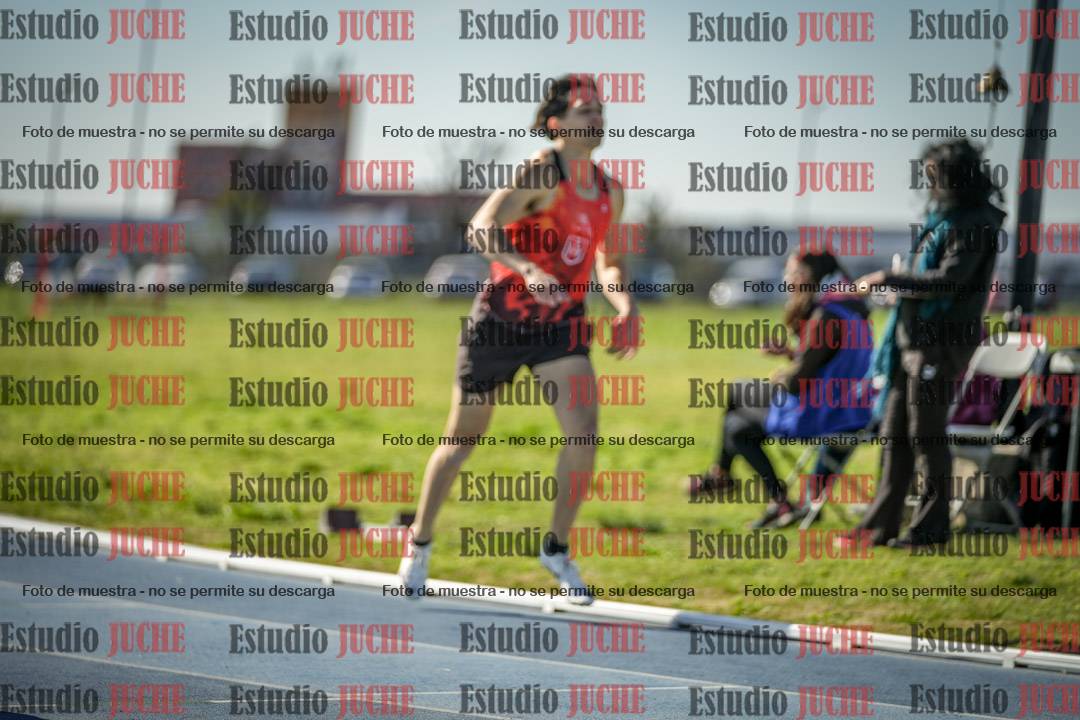 Fotos de los 400 m llanos de varones