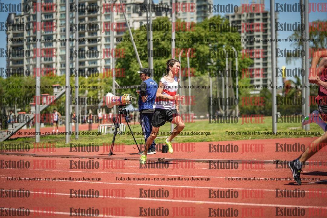 Fotos de los 200 m llanos de varones