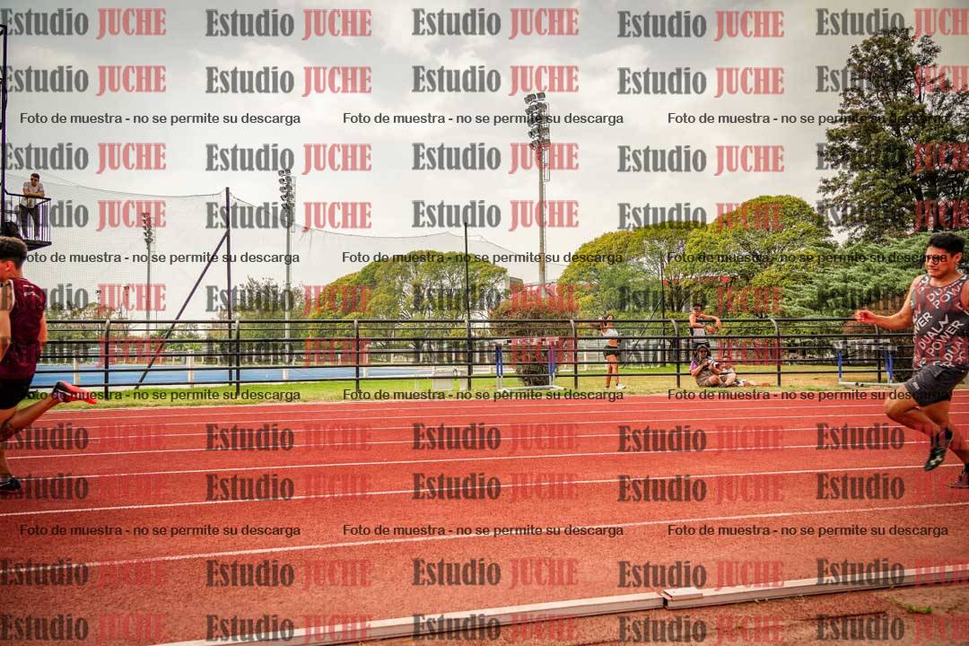Fotos de los 200 m llanos de varones