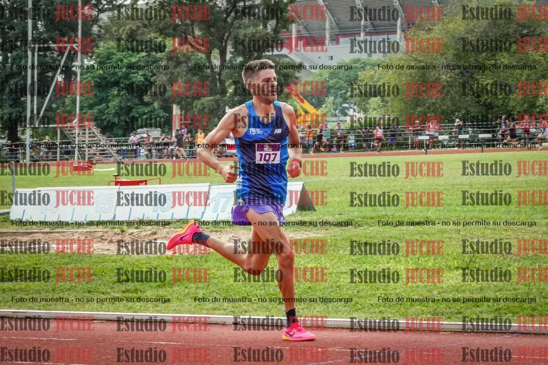 Fotos de los 3000 m llanos de varones