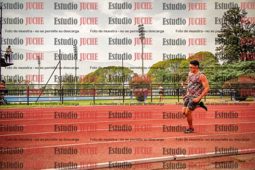 Fotos de los 200 m llanos de varones