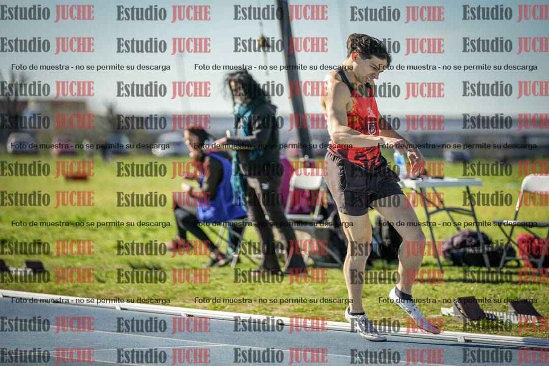Fotos de los 400 m llanos de varones