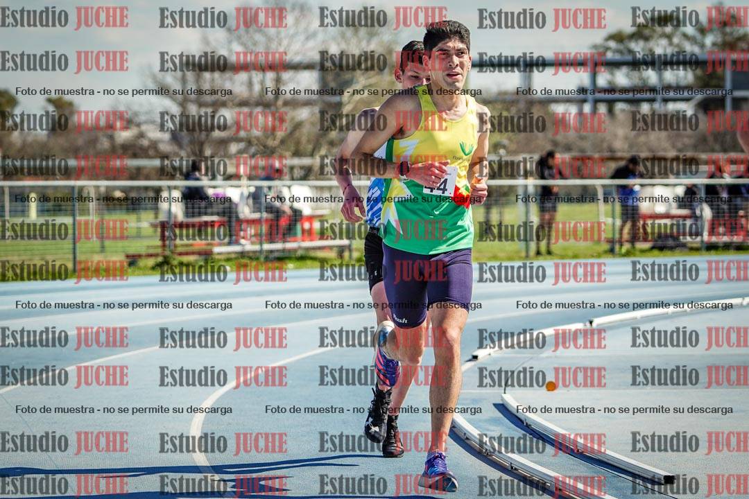 Fotos de los 5000 m llanos de mujeres y varones