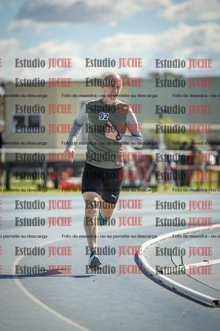 Fotos de los 800 m llanos de varones