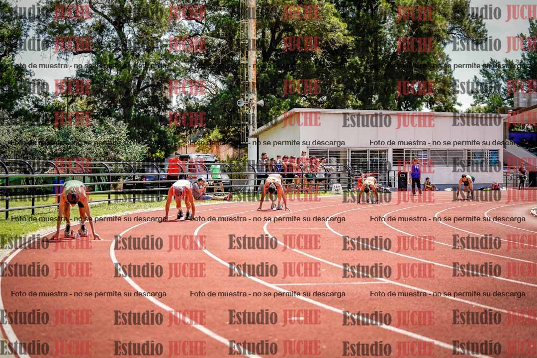 Fotos de los 400 m llanos de varones