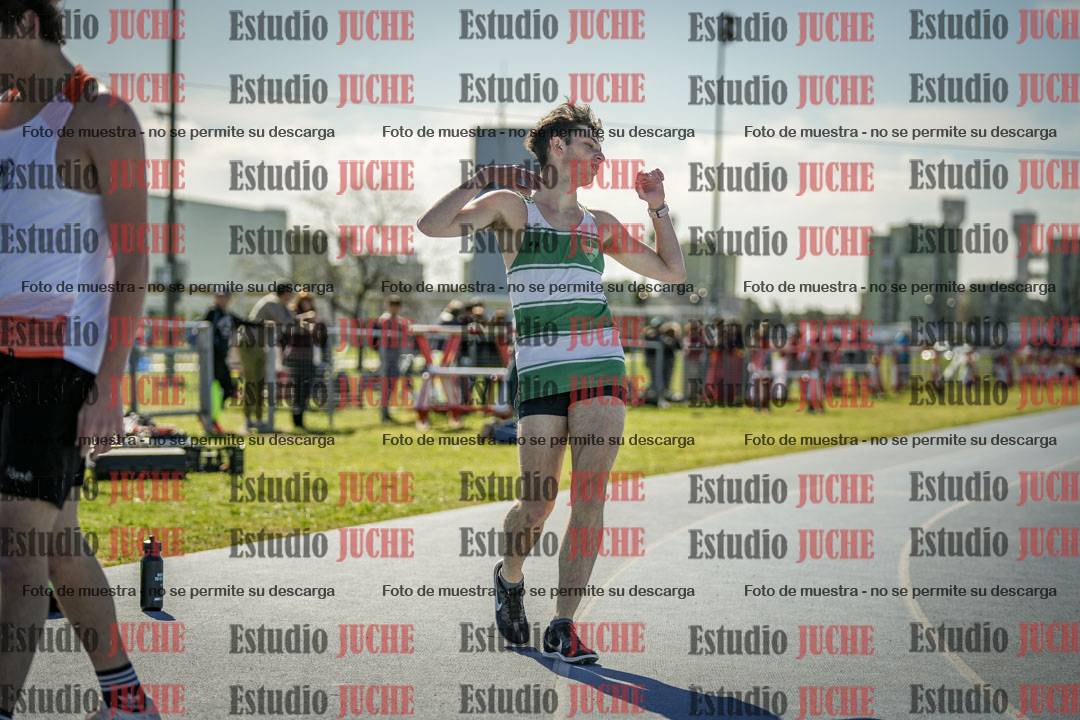 Fotos de los 400 m llanos de varones