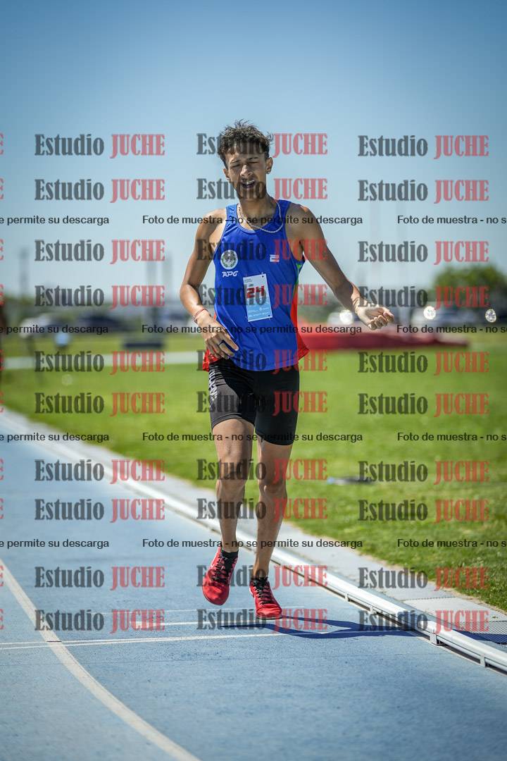 Fotos de los 800 m llanos de varones