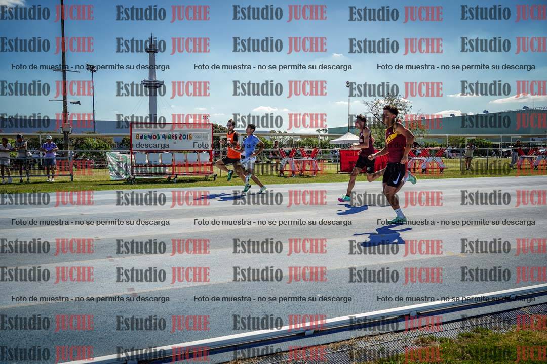 Fotos de los 100 m llanos de varones