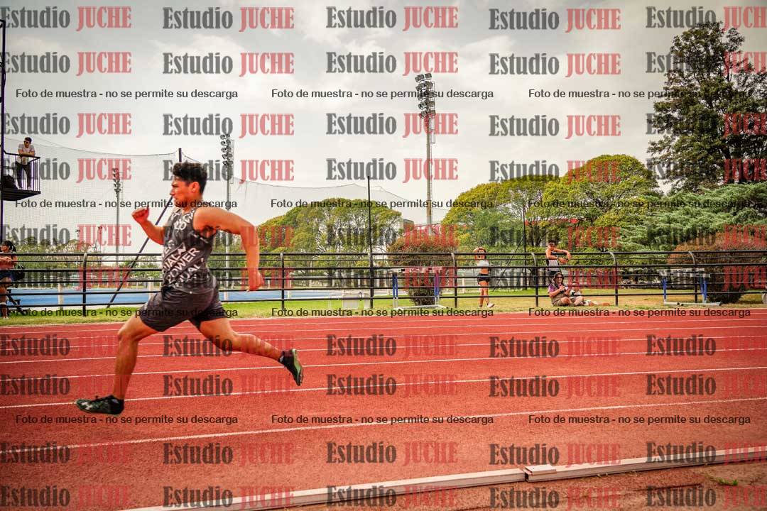 Fotos de los 200 m llanos de varones