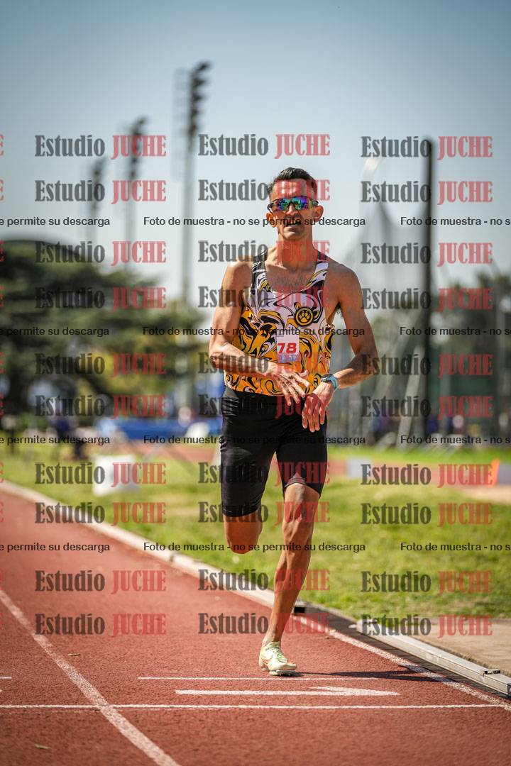 Fotos de los 1500 m llanos de varones