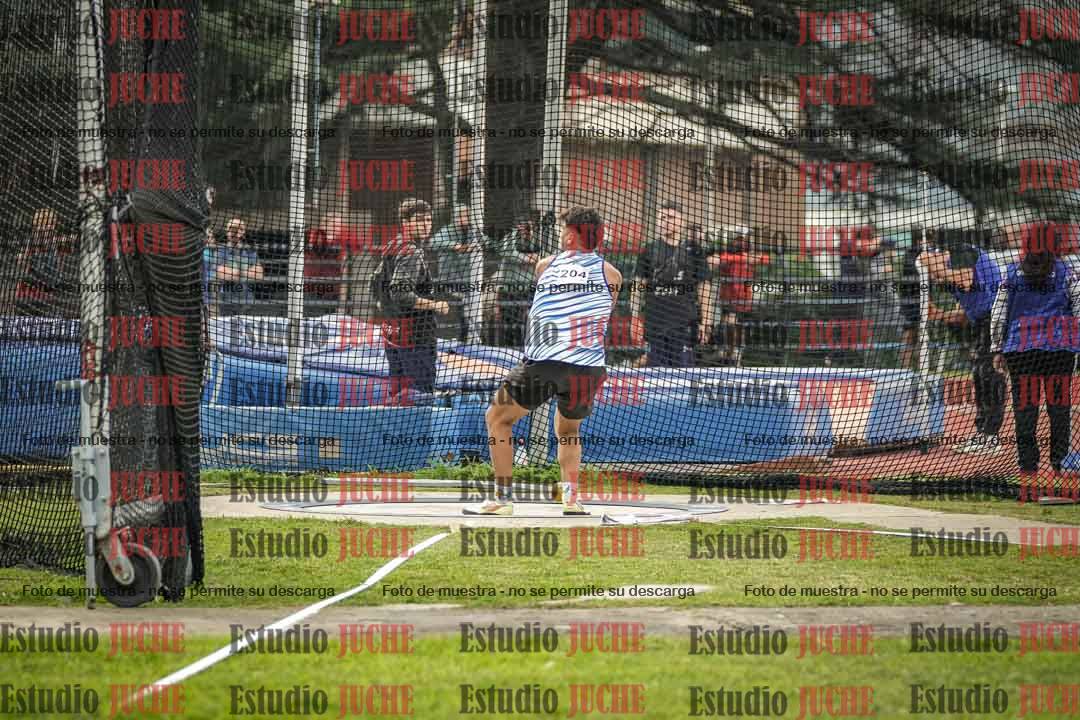 Fotos del lanzamiento de martillo de varones