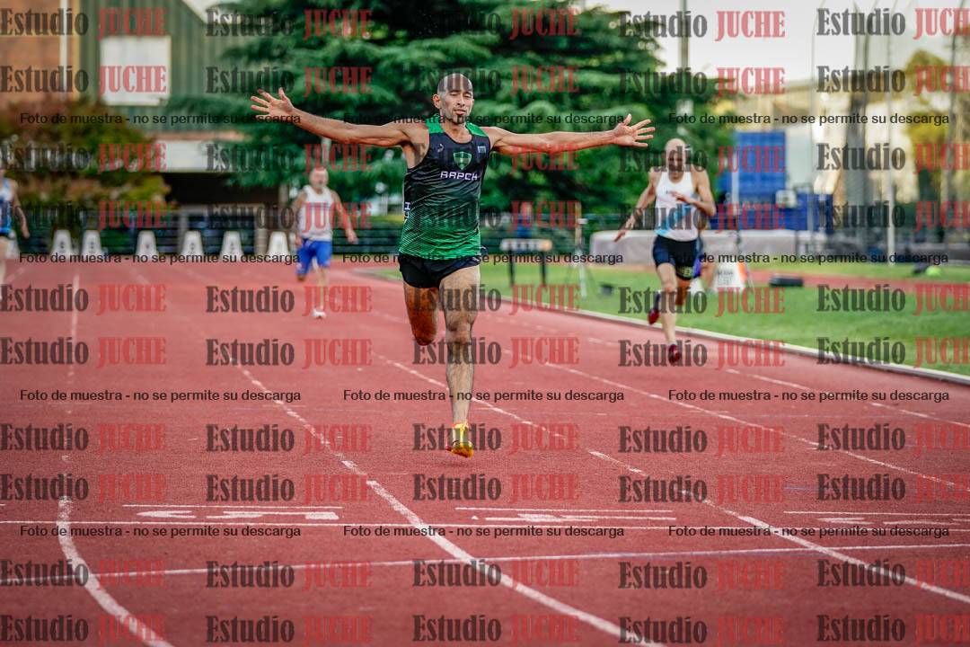 Fotos de los 400 m llanos de varones