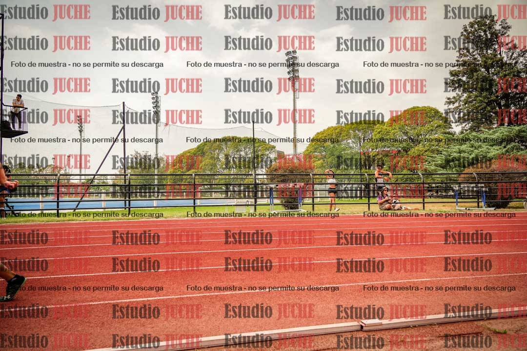 Fotos de los 200 m llanos de varones