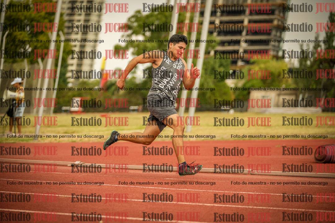 Fotos de los 200 m llanos de varones