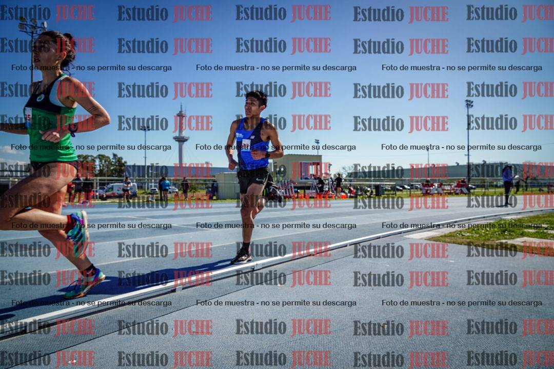 Fotos de los 5000 m llanos de mujeres y varones