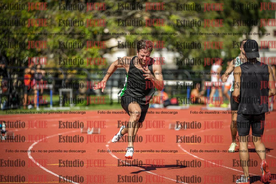 Fotos de los 200 m llanos de varones