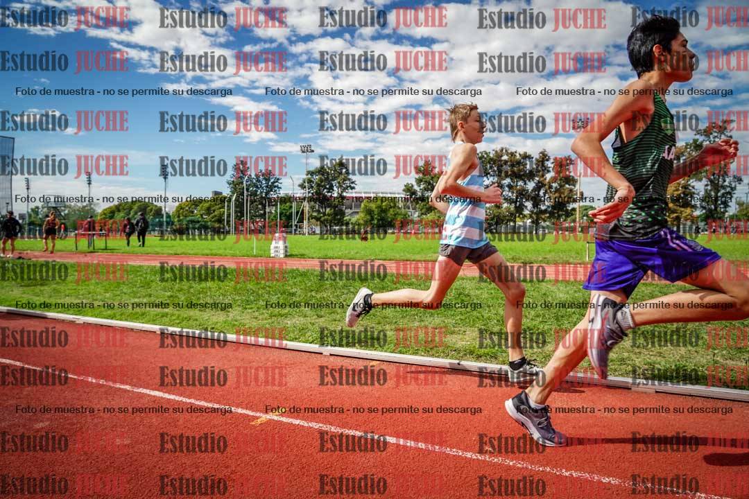 Fotos de los 600 m llanos de varones