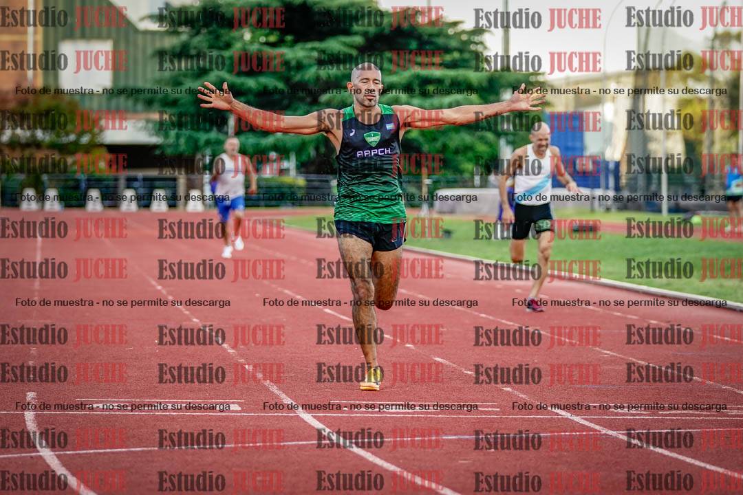Fotos de los 400 m llanos de varones