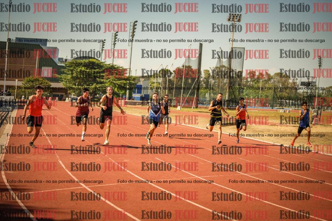 Fotos de los 200 m llanos de varones