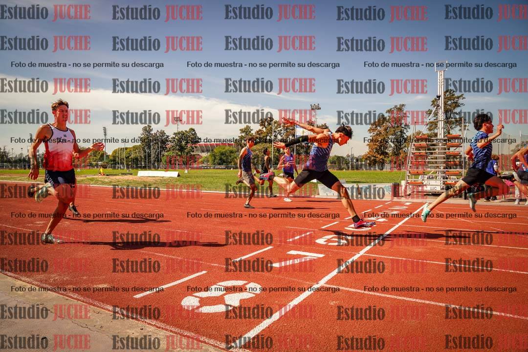 Fotos de los 100 m llanos de varones