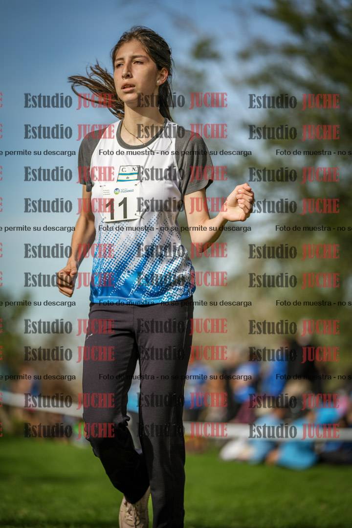 Fotos de la llegada del cross de 2000 m