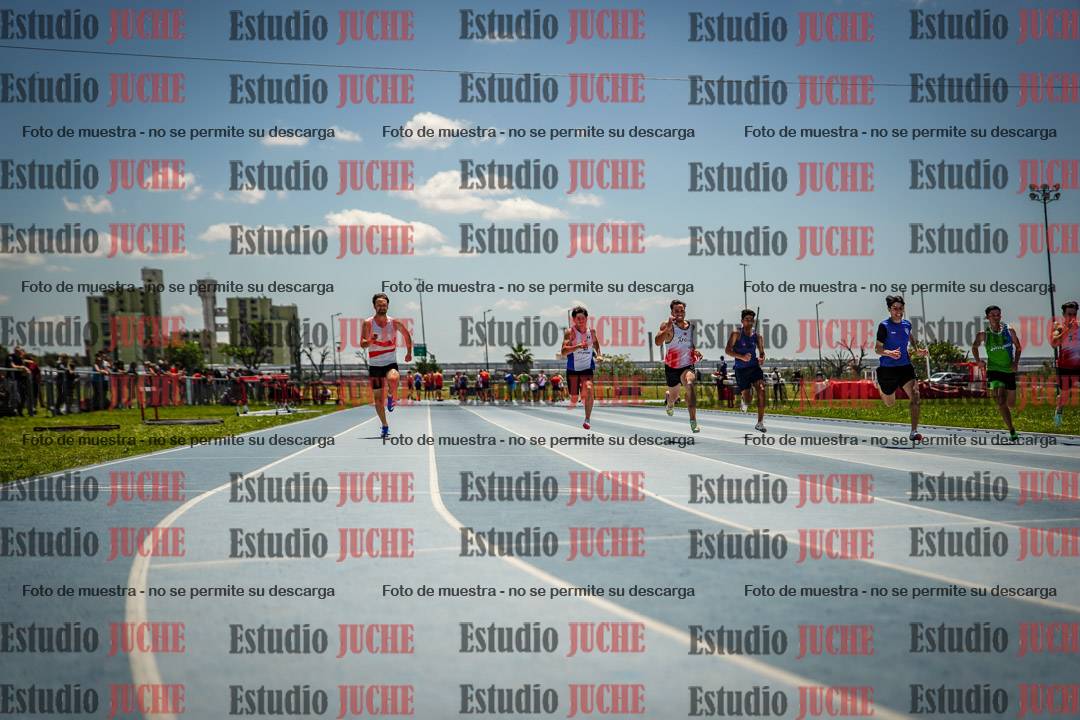 Fotos de los 100 m llanos de varones