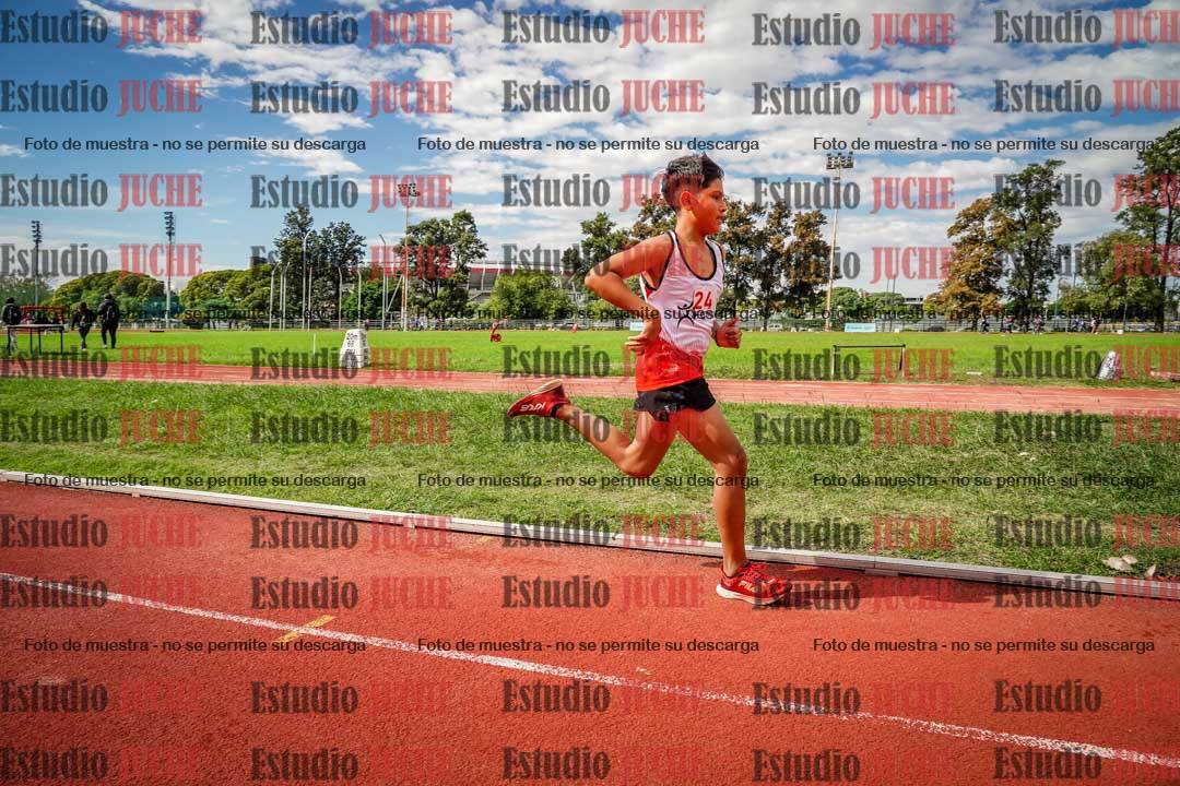 Fotos de los 600 m llanos de varones