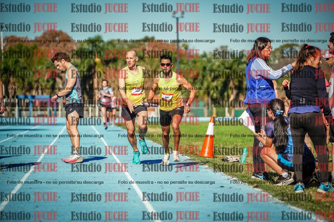 Fotos durante los relevos