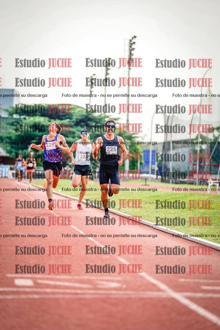 Fotos de los 3000 m llanos de varones