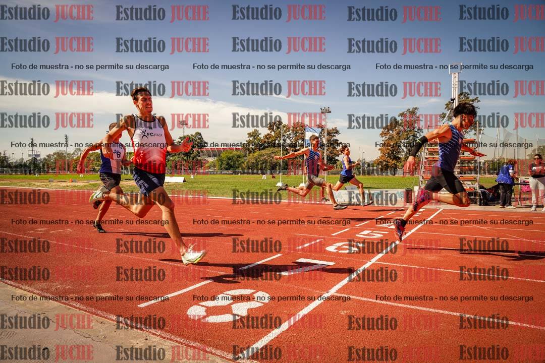 Fotos de los 100 m llanos de varones