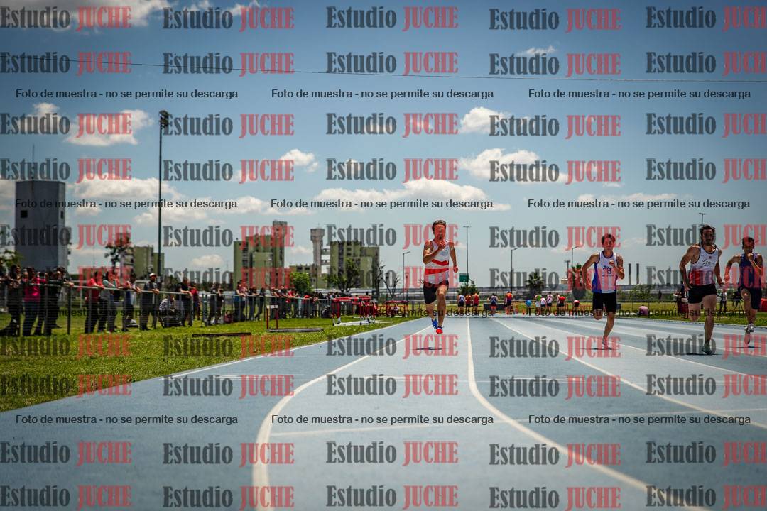 Fotos de los 100 m llanos de varones
