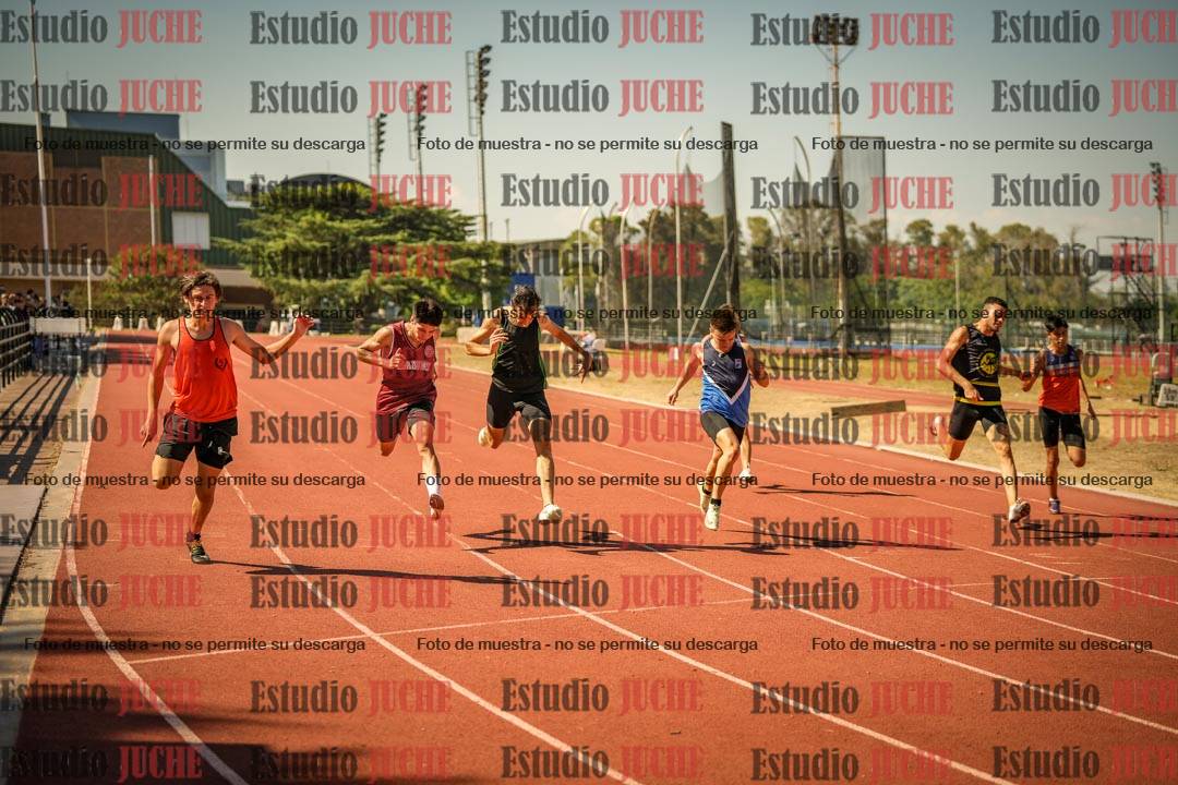 Fotos de los 200 m llanos de varones