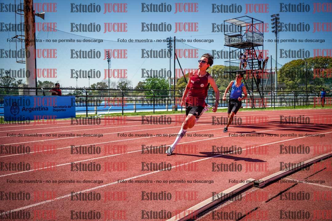 Fotos de los 200 m llanos de varones