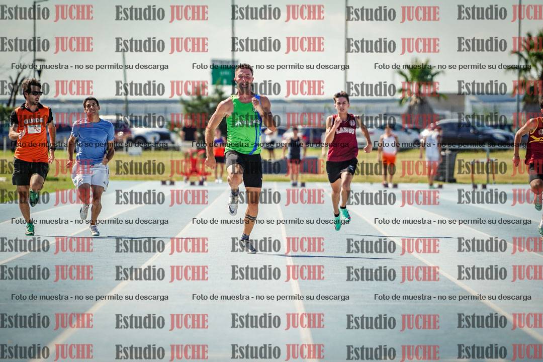 Fotos de los 100 m llanos de varones
