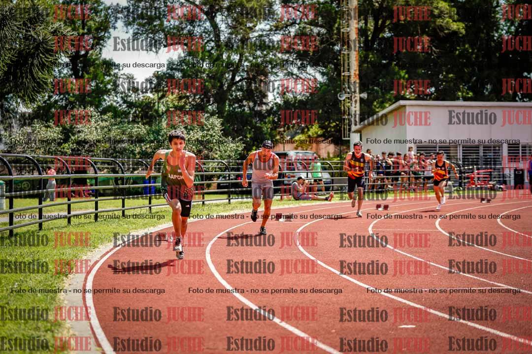 Fotos de los 400 m llanos de varones