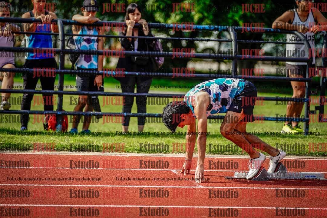 Fotos de los 200 m llanos de varones