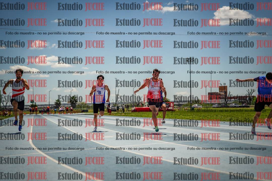 Fotos de los 100 m llanos de varones